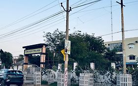 Jadon Homestay Near Prem Mandir